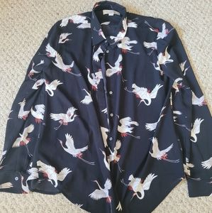 Black Crane Pattern Button Up Made by The Loft Size Large